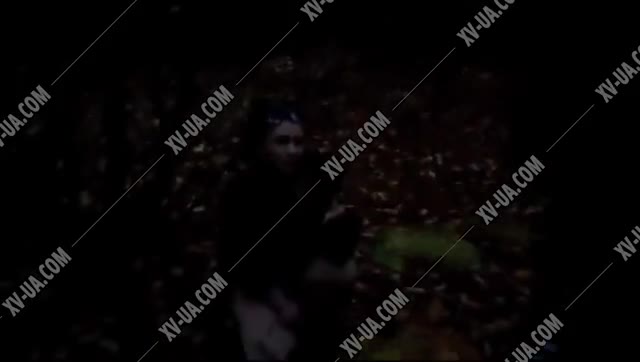 Наказали закладчицу топлой в лесу